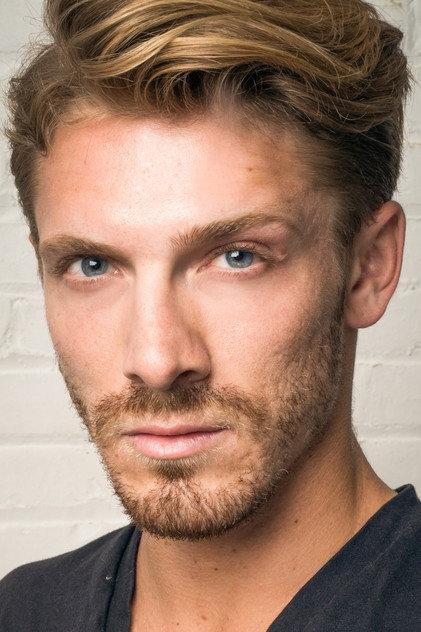 Justin Gerhard - Actor Profile Photo