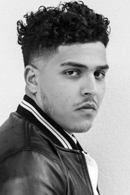 Ismaël Ouazzani - Actor Profile Photo