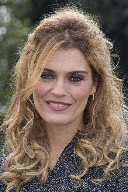 Claudia Zanella - Actor Profile Photo