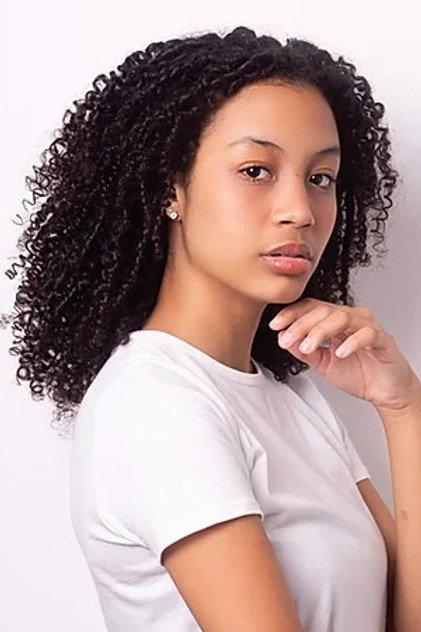 Jamilly Mariano - Actor Profile Photo