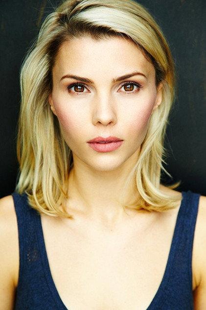 Abby Earl - Actor Profile Photo