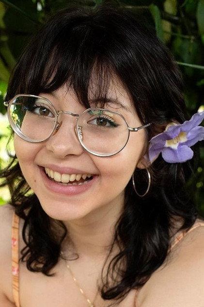 Luiza Mezadri - Actor Profile Photo
