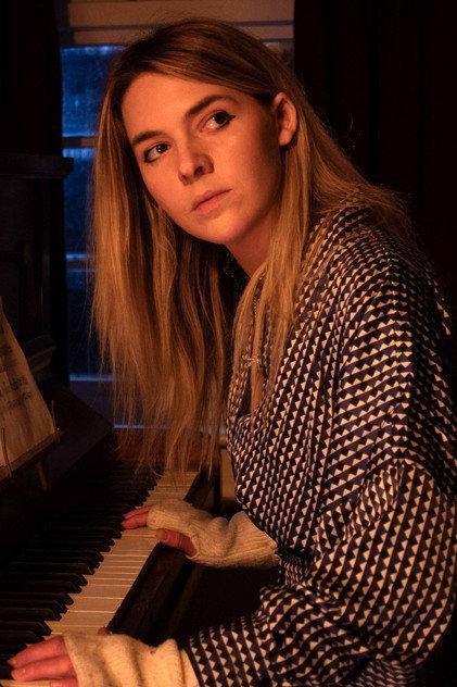 Carrie Higgs - Actor Profile Photo