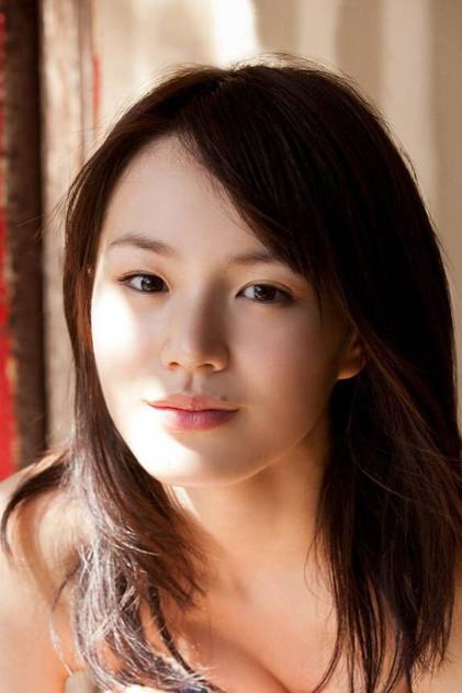 Reiko Fujiwara - Actor Profile Photo