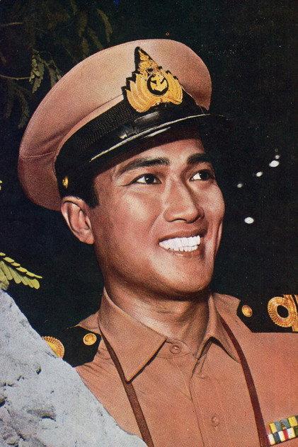 Saen Surasak - Actor Profile Photo
