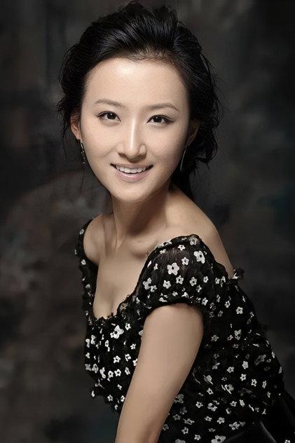 Jiajia Liu - Actor Profile Photo
