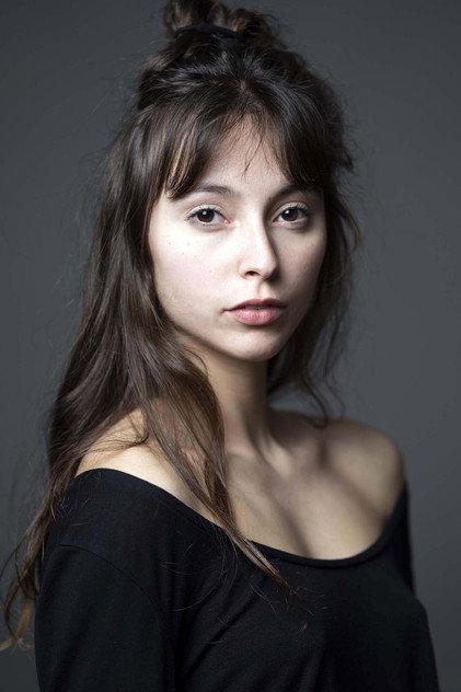 Iris Runa - Actor Profile Photo