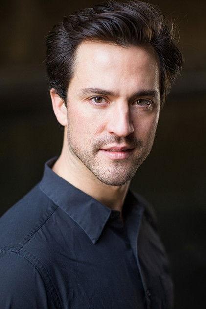 Theo Devaney - Actor Profile Photo