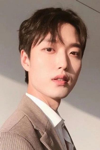 Jang Joon-yeong - Actor Profile Photo