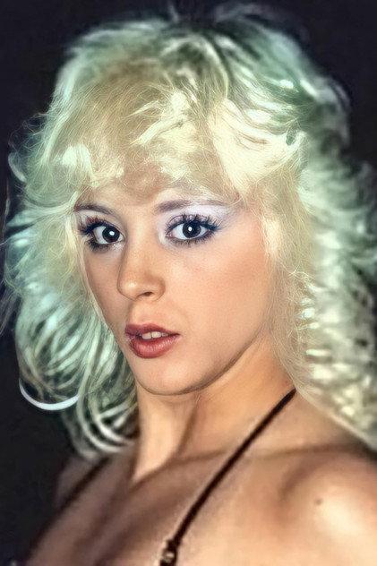 Tami Lee Curtis - Actor Profile Photo