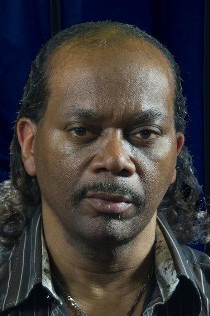 Ivanhoe Aurelio - Actor Profile Photo