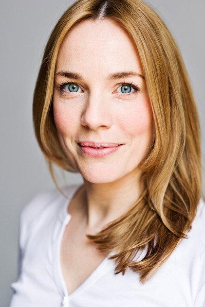 Laura Main - Actor Profile Photo