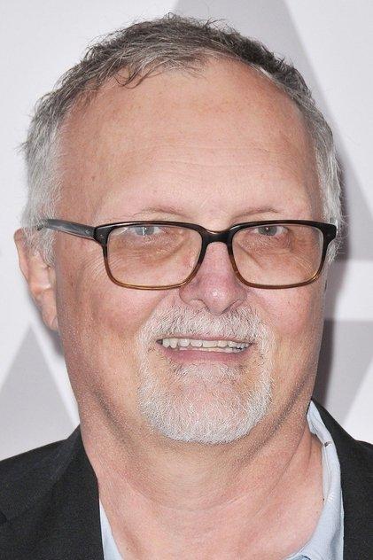 Lee Smith - Actor Profile Photo