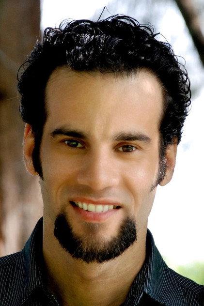 Izzy Martinez - Actor Profile Photo