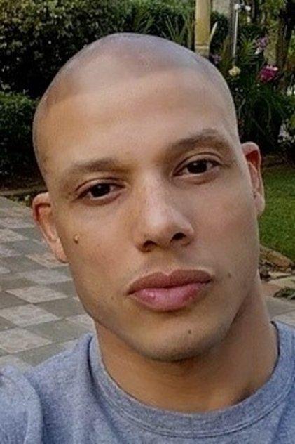 Marcos James - Actor Profile Photo