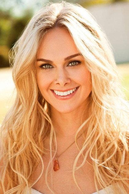 Laura Bell Bundy - Actor Profile Photo