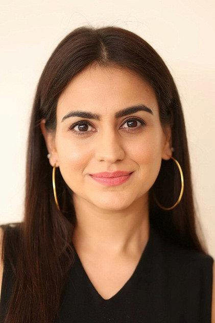 Aksha Pardasany - Actor Profile Photo