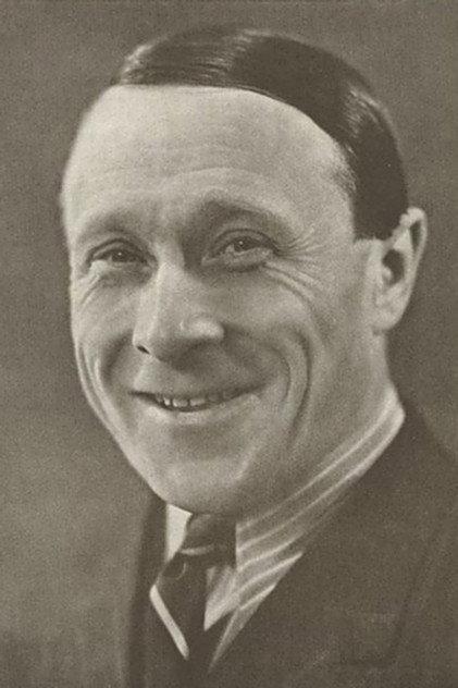 Hans W. Petersen - Actor Profile Photo