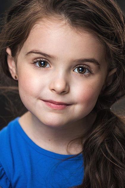 Juliana Davies - Actor Profile Photo