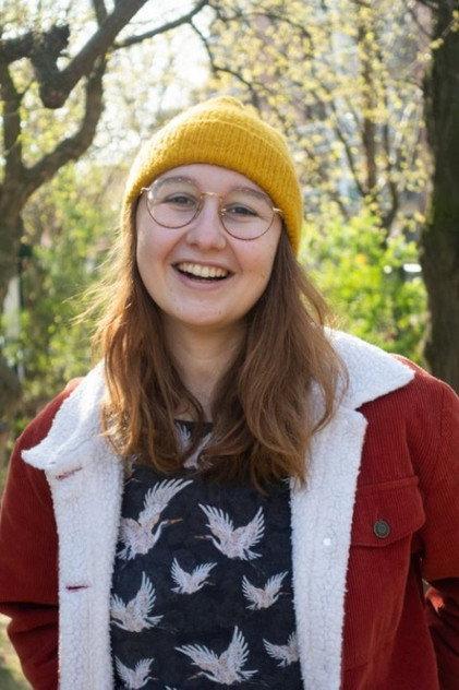 Anaïs Cavé - Actor Profile Photo
