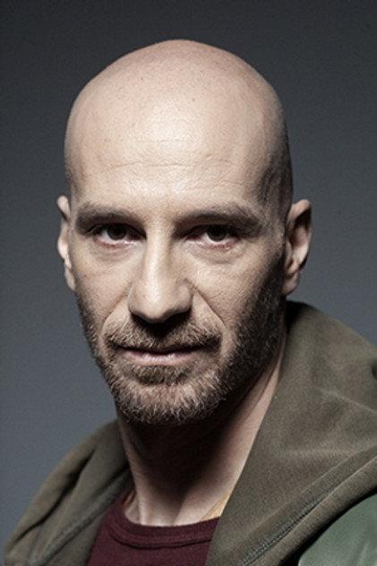 Nikolas Papagiannis - Actor Profile Photo
