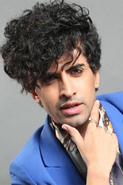 Sushant Divgikar - Actor Profile Photo