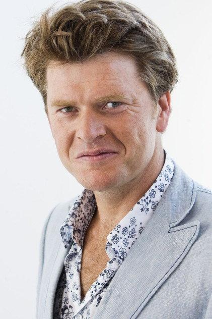 Beau van Erven Dorens - Actor Profile Photo