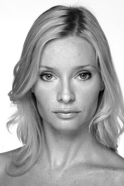 Izabela Milewska - Actor Profile Photo