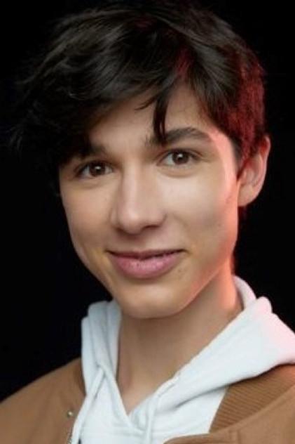 Julian Robinson - Actor Profile Photo
