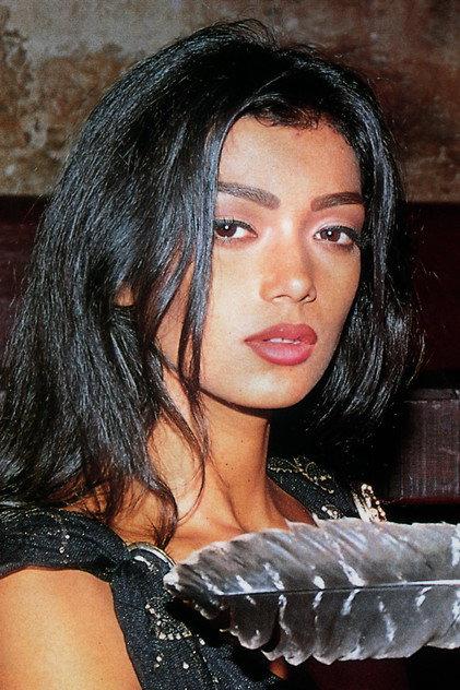 Tabatha Cash - Actor Profile Photo