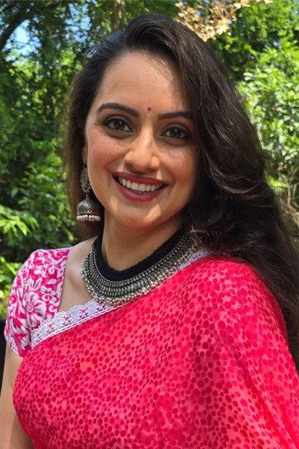 Shruti Marathe - Actor Profile Photo