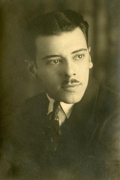 Julien Lippé - Actor Profile Photo