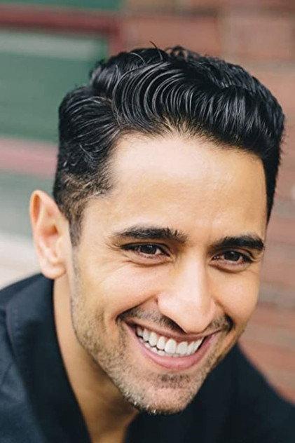 Ali Momen - Actor Profile Photo