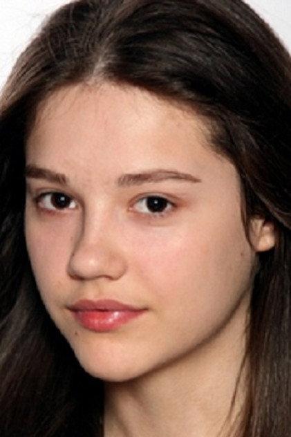 Lana Rayder - Actor Profile Photo