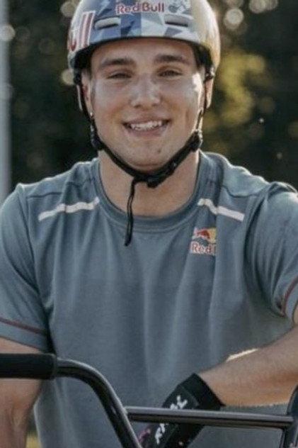 Yurii Illiuschenko - Actor Profile Photo