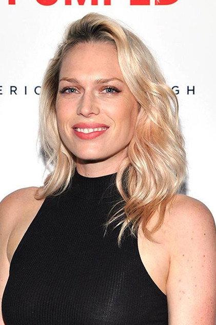 Erin Foster - Actor Profile Photo