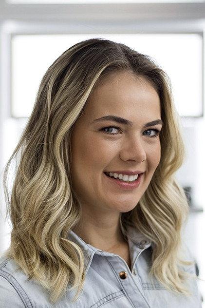 Thaís Pacholek - Actor Profile Photo