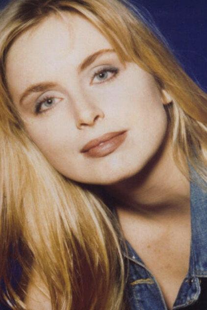 Joanna Chatton - Actor Profile Photo