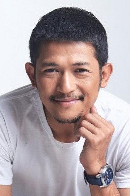 Johan As'ari - Actor Profile Photo