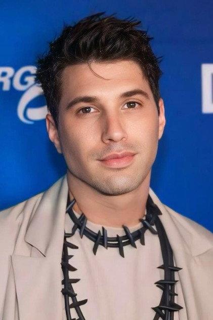 Noah Benjamin Miller - Actor Profile Photo
