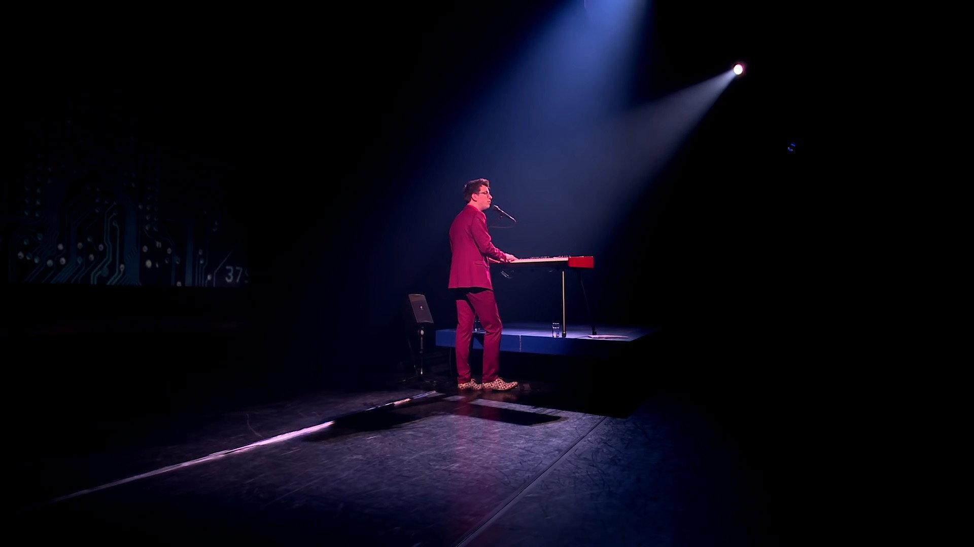 Pieter Derks: Zo Goed Als Nieuw 2016 movie scene