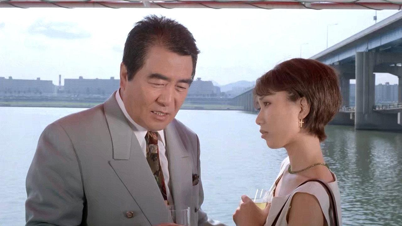 Lipstick and a Man's Love 1994 movie scene