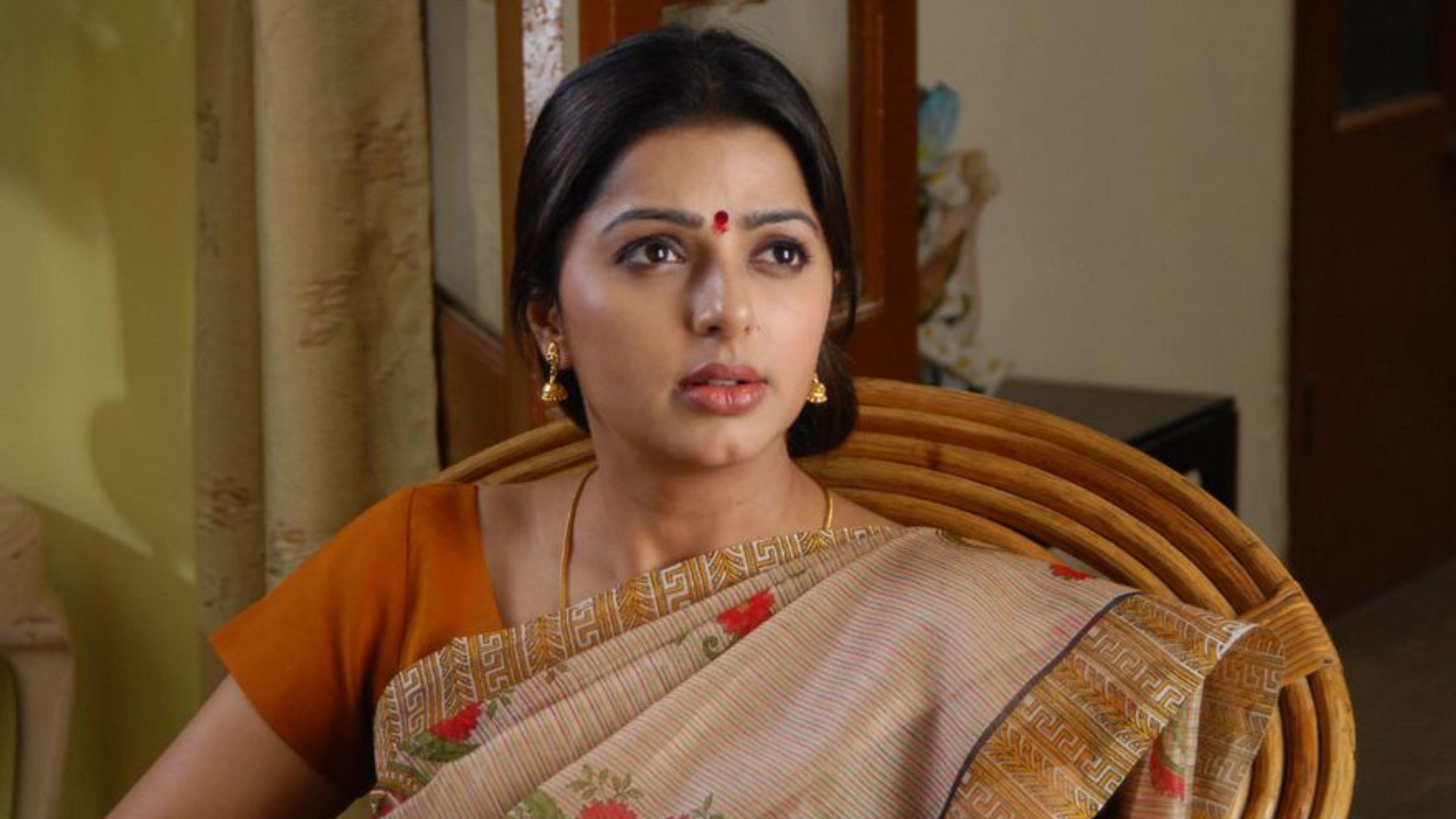 Collector Gari Bharya 2010 movie scene