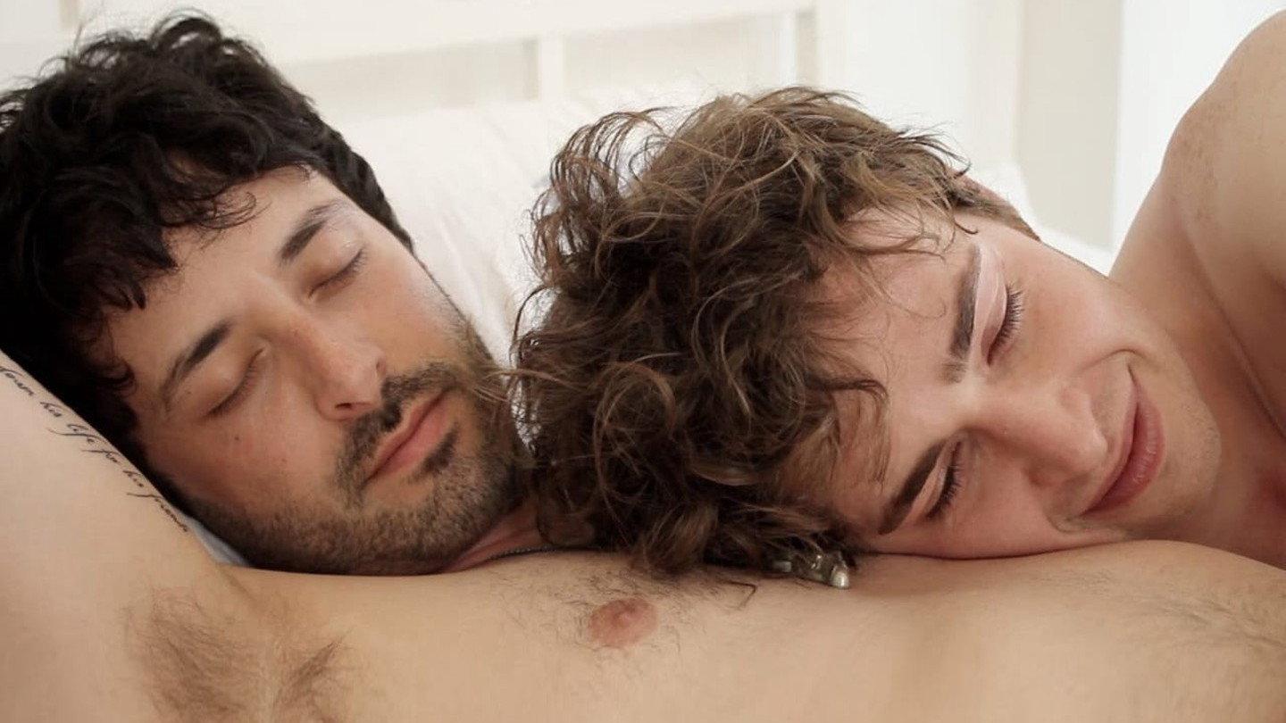 3 in a Bed 2014 movie scene