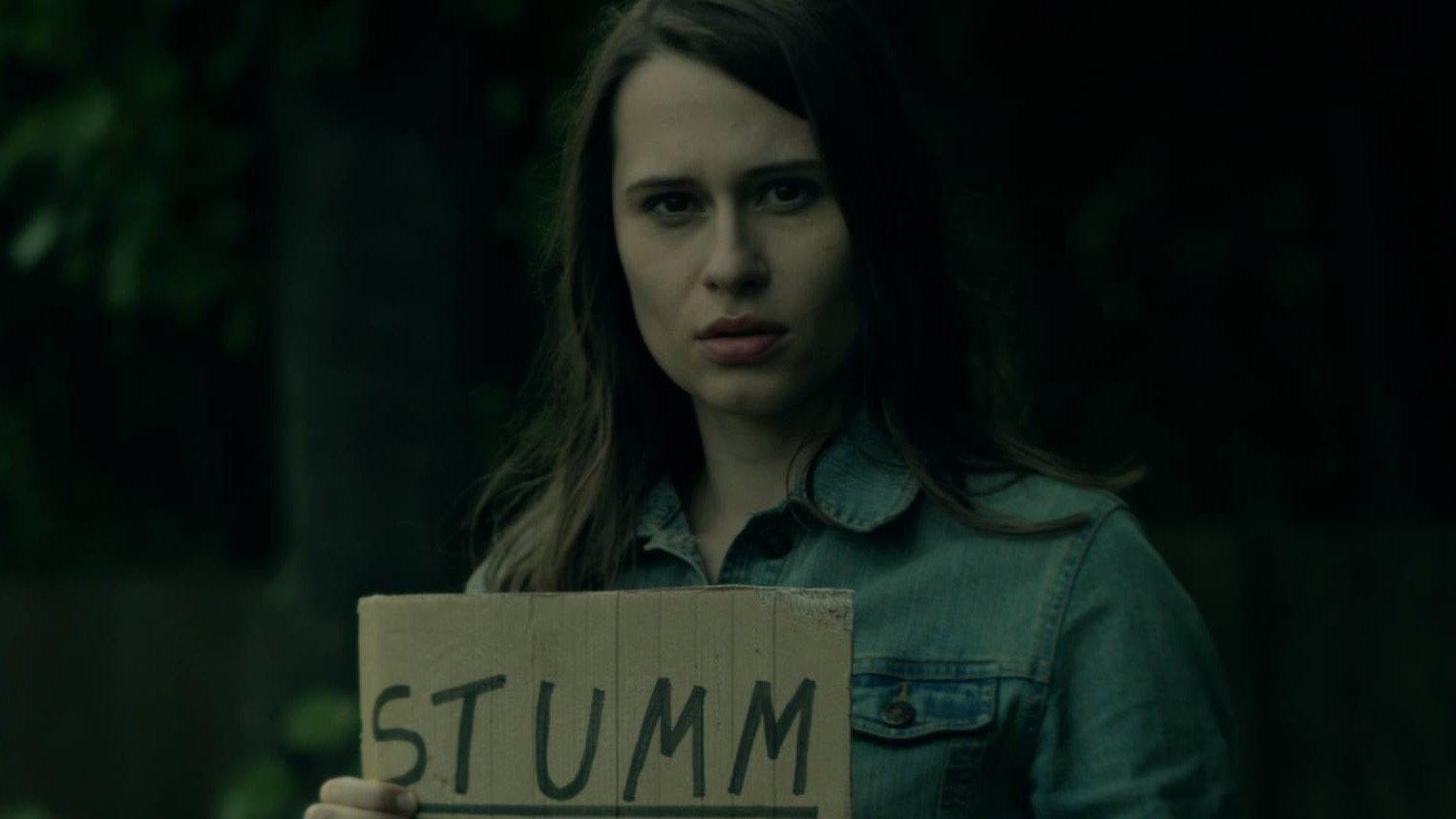 Mute 2014 movie scene