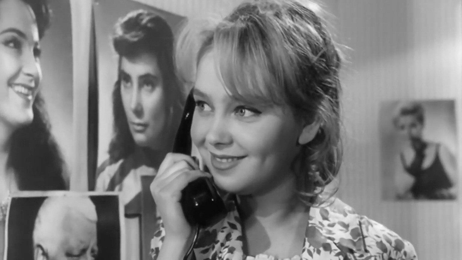 I Don't Want to Be Filmed 1967 movie scene