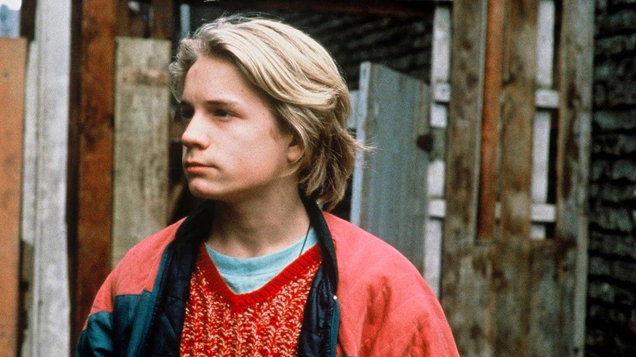 La Promesse 1996 movie scene