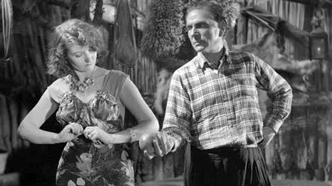 La mujer y la selva 1941 movie scene