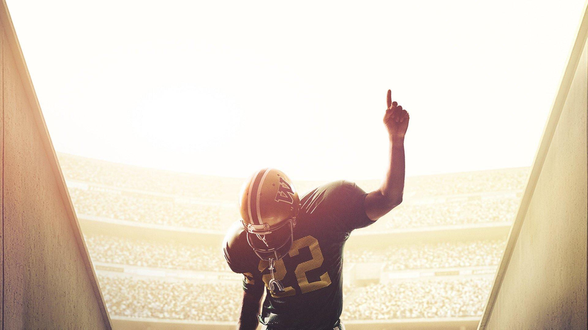 Woodlawn 2015 movie scene