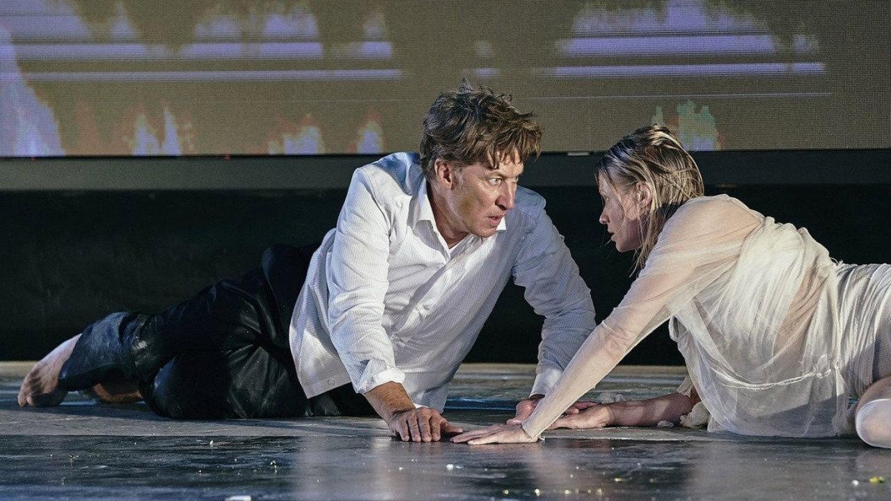 Jedermann - Salzburger Festspiele 2020 movie scene